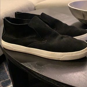 Black dolce vita high tops